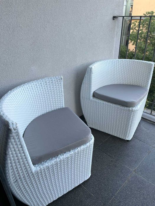 Стилен ратанов градински комплект – маса с 4 стола (в цвят БЯЛ)