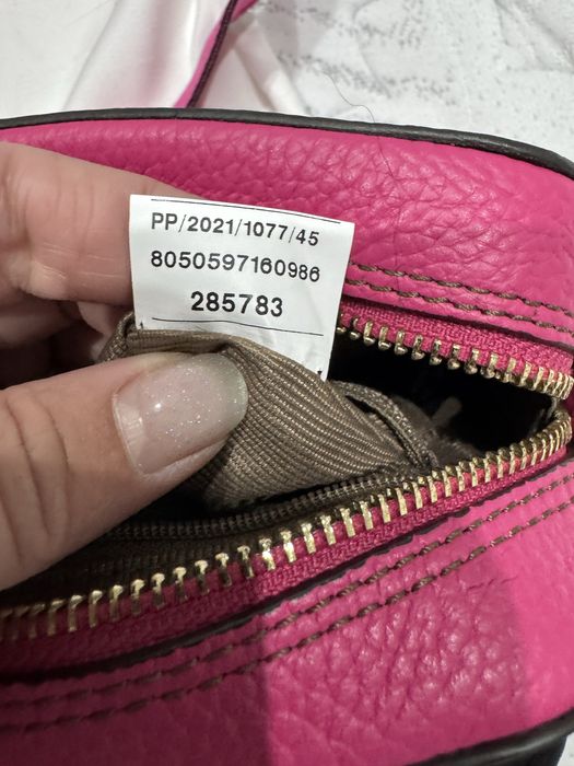 Нова чанта на Furla с две дълги дръжки