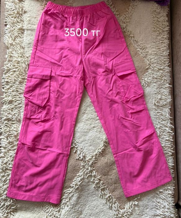 Продам одежду на девочку 7-9 лет. Рост 130-145