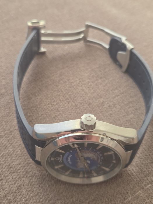 Ceas automatic Omega