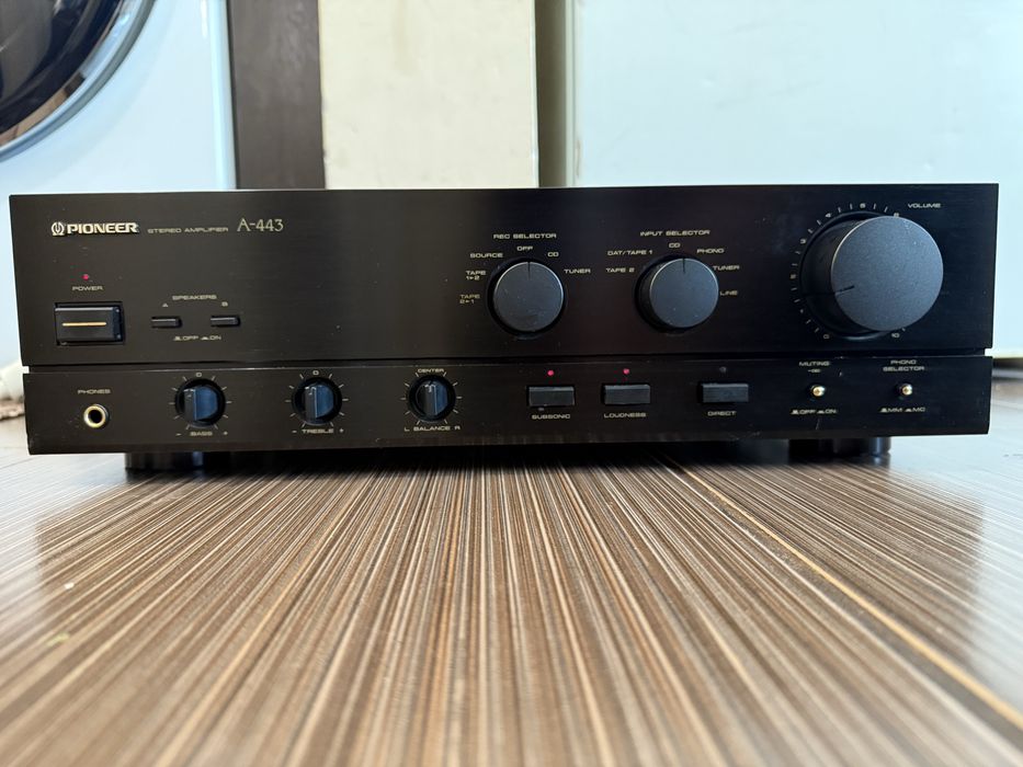 Pioneer A-443 стерео усилвател