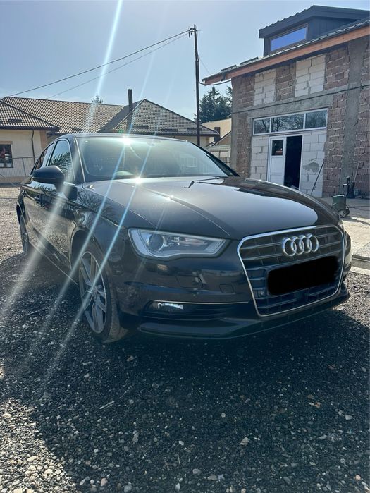 Dezmembrez Audi A3 8V 2.0 TDI CRL / CRLB, Berlina