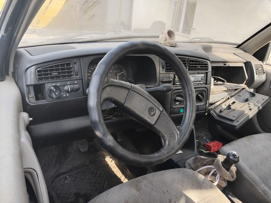 Продам гольф3 позапчастям