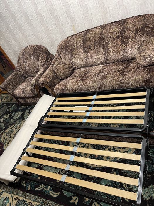 Продам диван и два кресла!!