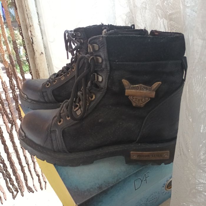 Мъжки (юношески) боти ,кубинки Естествена кожа