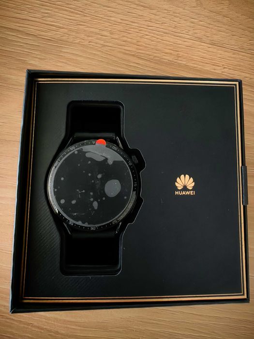 Часовник Huawei GT3