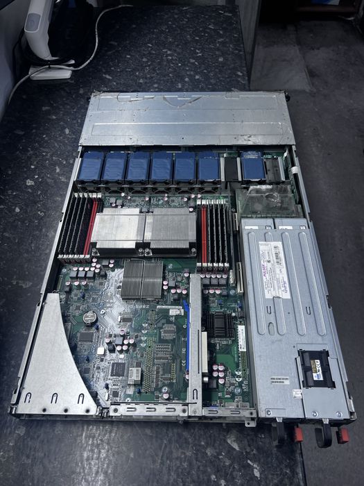 Сервер ASUS RS700-E6/ERS4, 1U, Xeon, 32 GB RAM