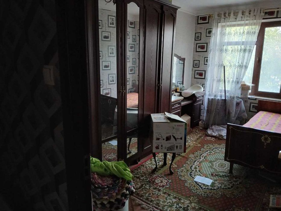 Г Самарканд БАМ 13 дом 4-х ком 2-й этаж своя квартира заходи живи