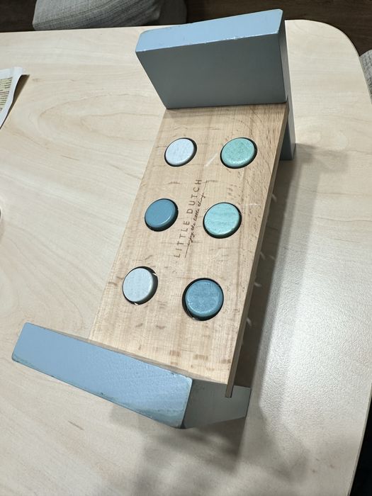 Дървени играчки за деца 0-3 г.