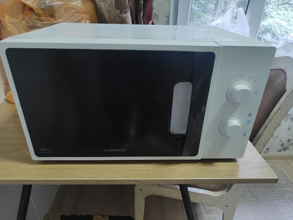 Микроволновка Samsung