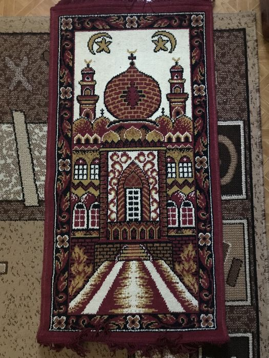 Продам коврики бу