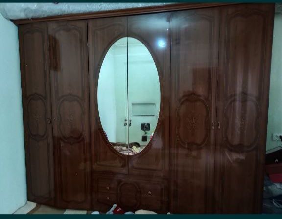 Спальный гарнитур