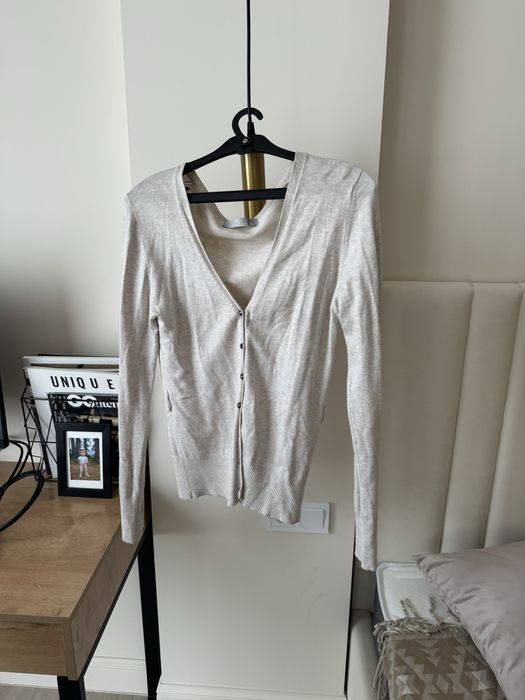 За 3 вещи 5 тыс тг