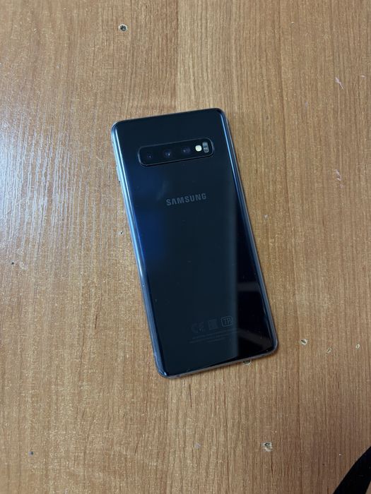 Samsung Galaxy S10 вьетнам