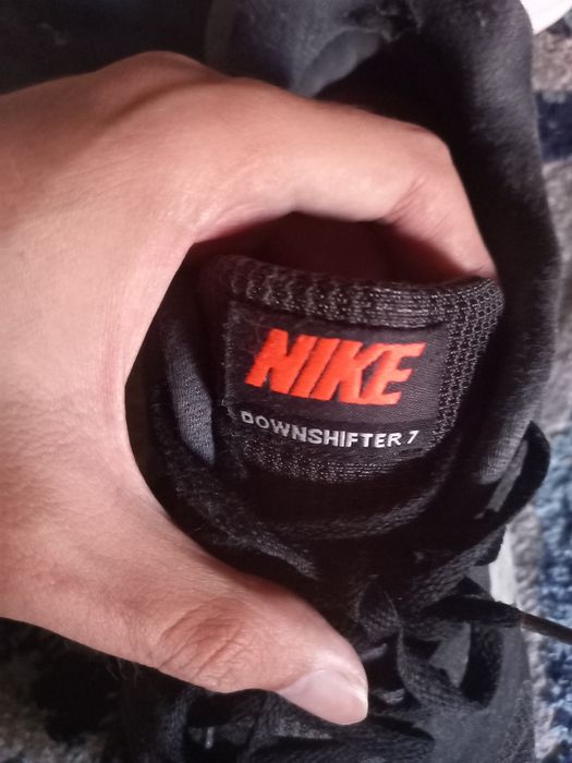 Оригинал  красовки Nike  44-45 Б/У