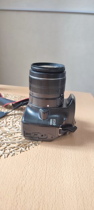 Продам фотоаппарат Canon EOS 1100D