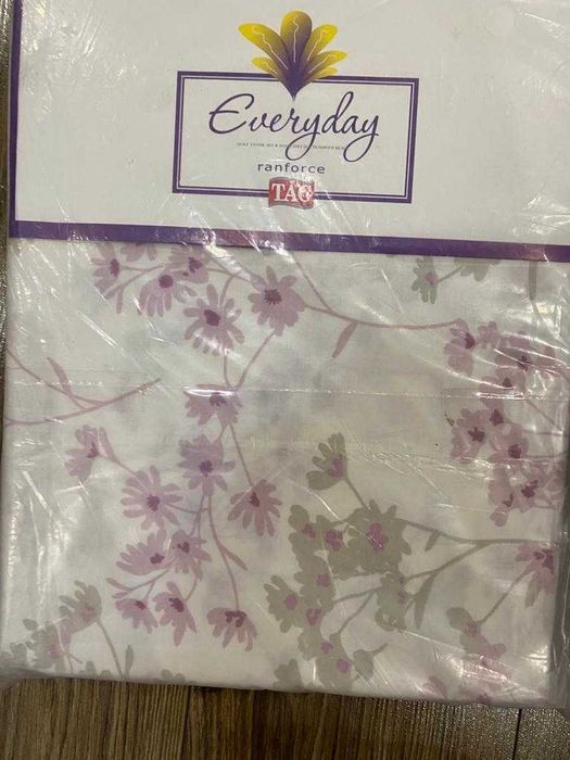 Постельное белье , полотенца, кухонное полотенца