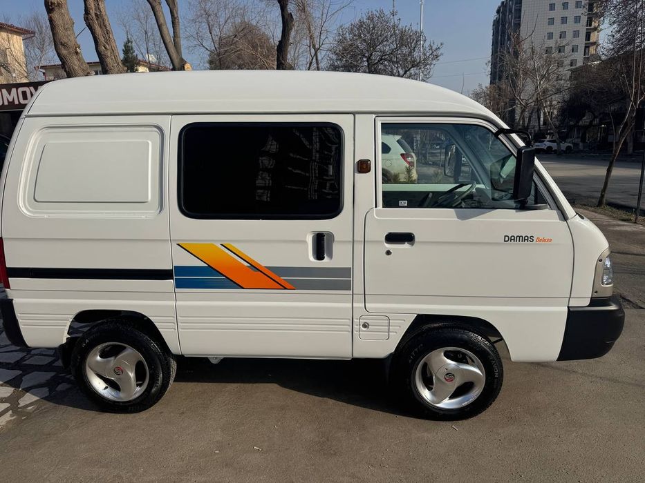 Damas combi D2 salon narxida