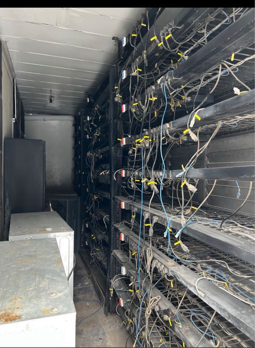 Контейнкр 20 ф,40 ф Bitmain