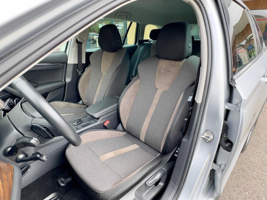 Skoda Octavia SCOUT 4x4 DSG - 2.0 TSI 190 CP - Garantie - Istoric - 67.000 KM