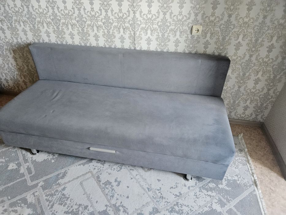 Продам диваны 40000