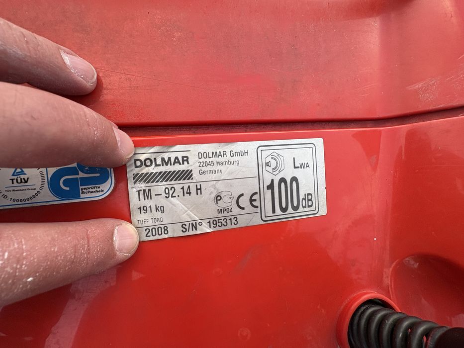 Vând tractoras Dolmar 13,5CP