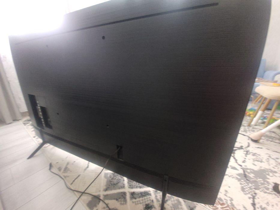 Продам QLed-телевизор samsung QE65Q60RAU