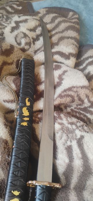 Самурайски меч Катана с дървена ножница