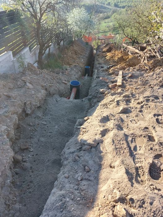 Miniescavator, lucrări amenajare sol