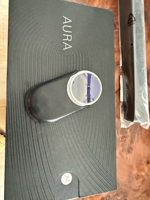 Motorola Aura original продам