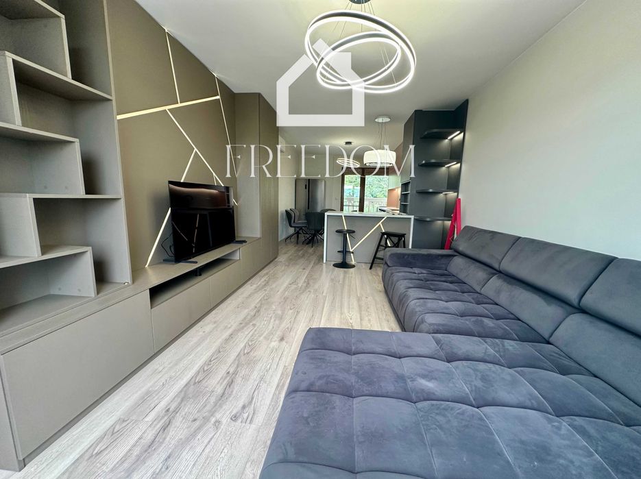 Продава се Тристаен апартамент в Варна, Аспарухово - 104 кв.м за 2106 €/кв.м - Снимка #8