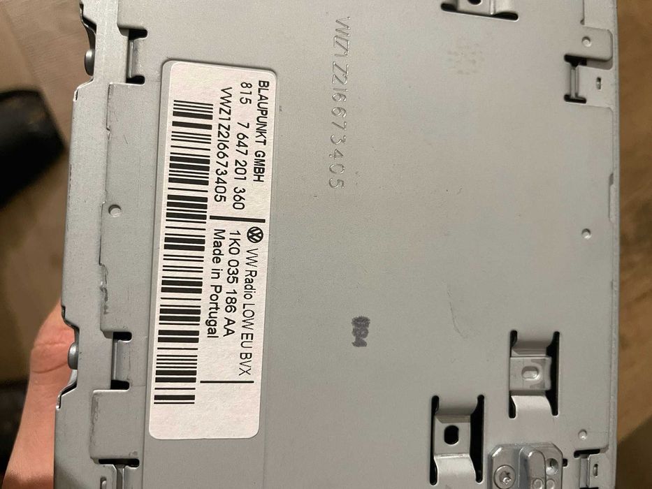 Оригинално VW радио 1K0 035 186 AA – Scirocco / Golf