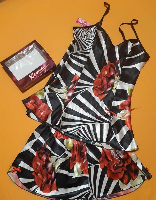 Дамска сатенена пижама