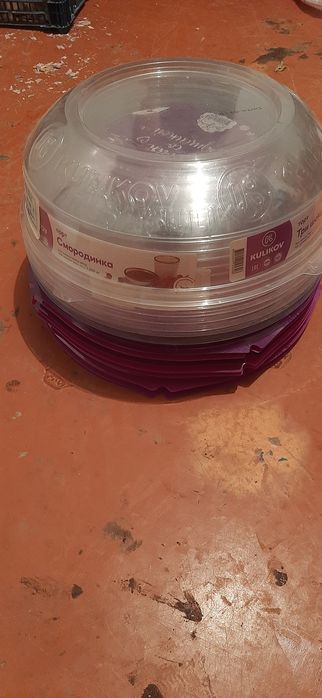 Продам коробки для торта