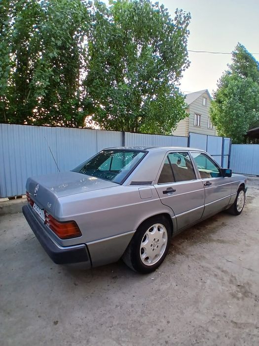 Мерседес      w201