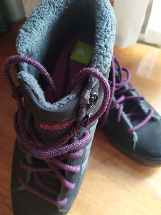 Продам кроссовки демисезонные