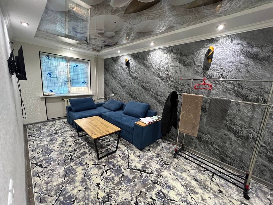 Сдается 1 комнатная квартира
С обстановкой
В горде Алмалыке