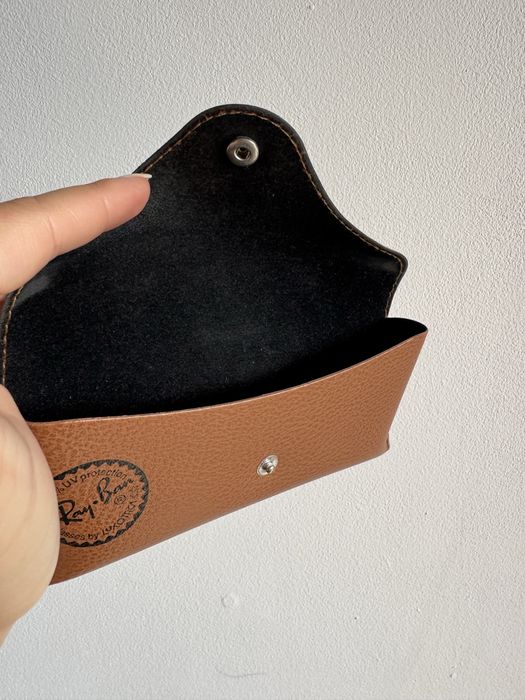 Husa Ray-Ban Leather Brown Sunglasses