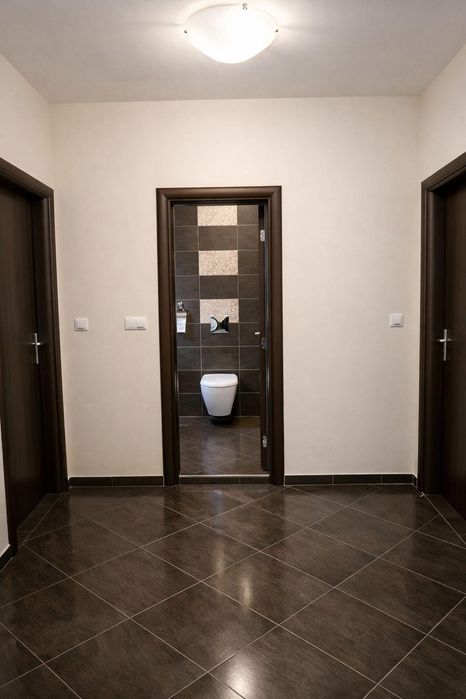 Дава се под наем Тристаен апартамент в София, Красно село - 98 кв.м за 718.08 € - Снимка #8