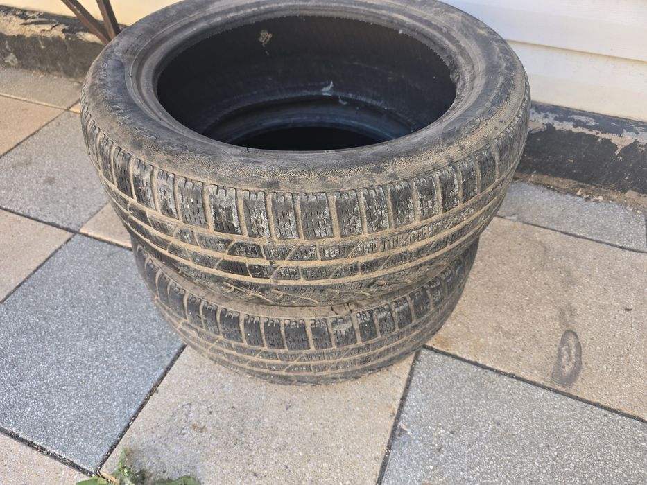 Продам две шины и два диска