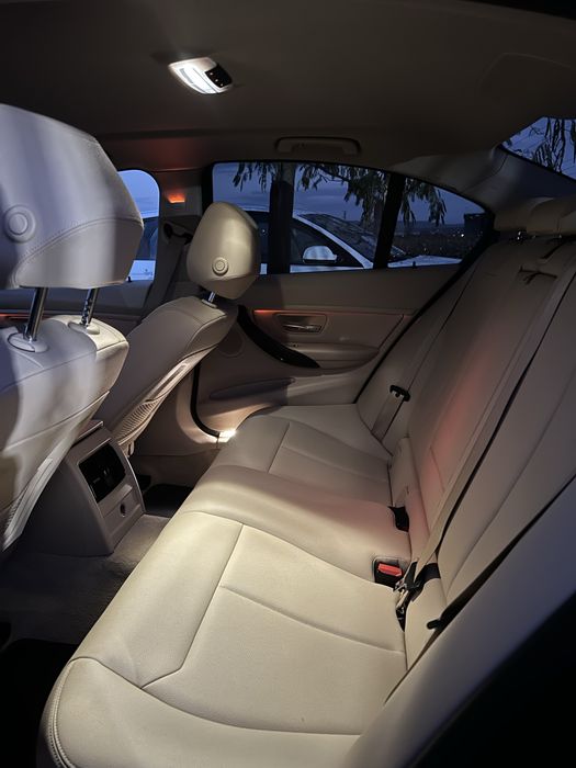 BMW Seria 3. F30. 2 Butoane. Luxury Line. Negociabil