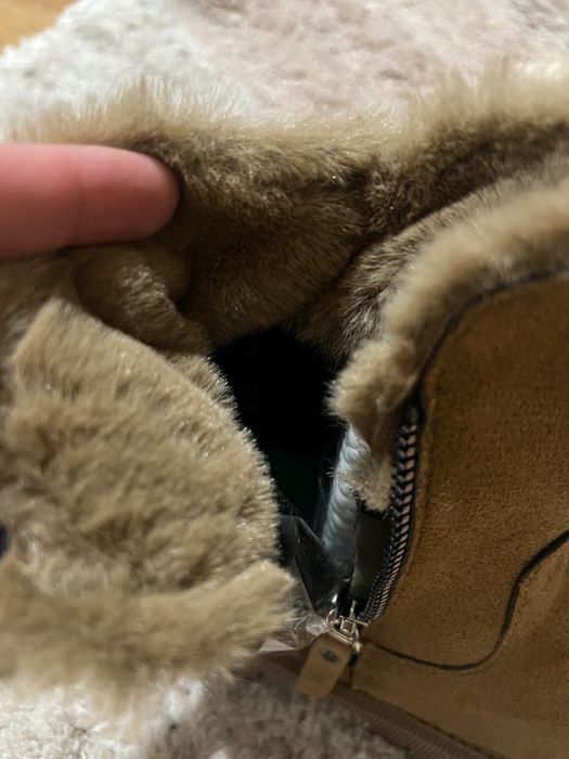 Дамски боти с пух