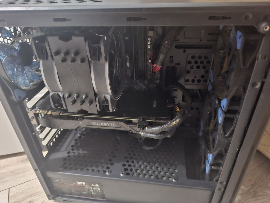 Полный комплект Компьютер