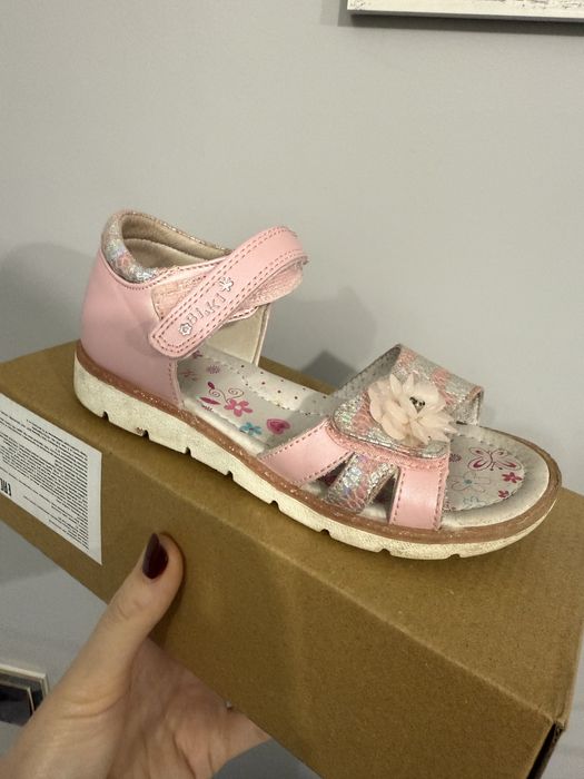 Сандалии детские 30 размер