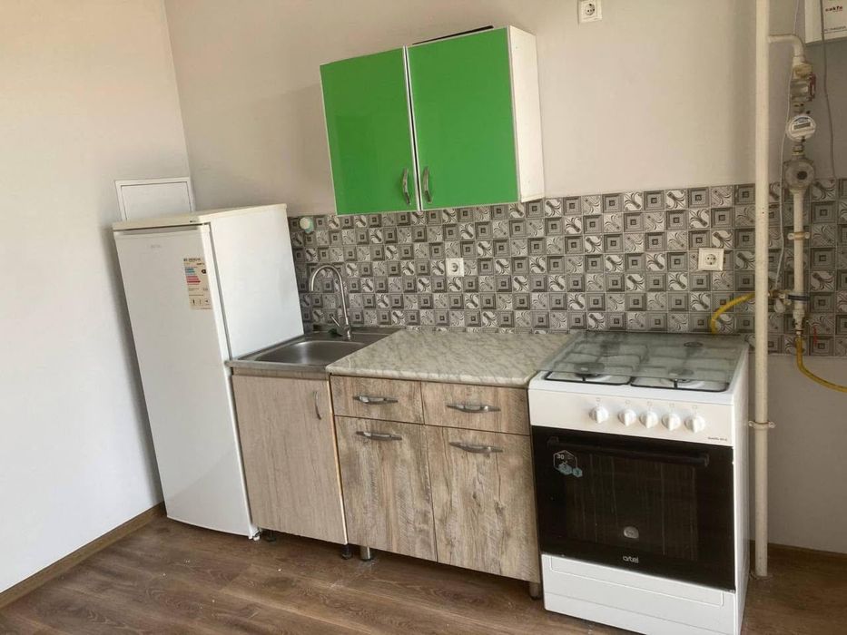 Сдаётся квартира новастройка махтункули 1/8/9/ нету только дивана