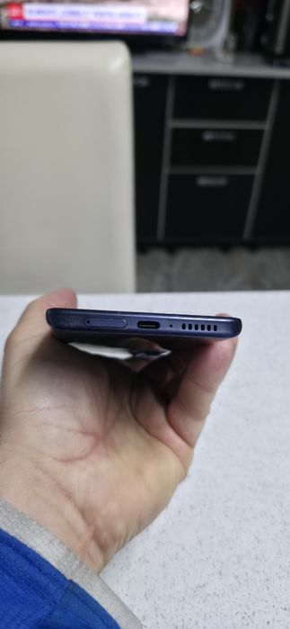 Moto g200 5g ,display rata refresh 144 hz