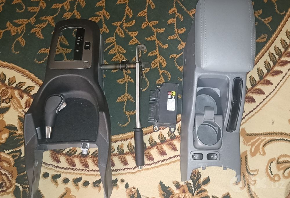Gentra bar va sidenye chexol sotiladi