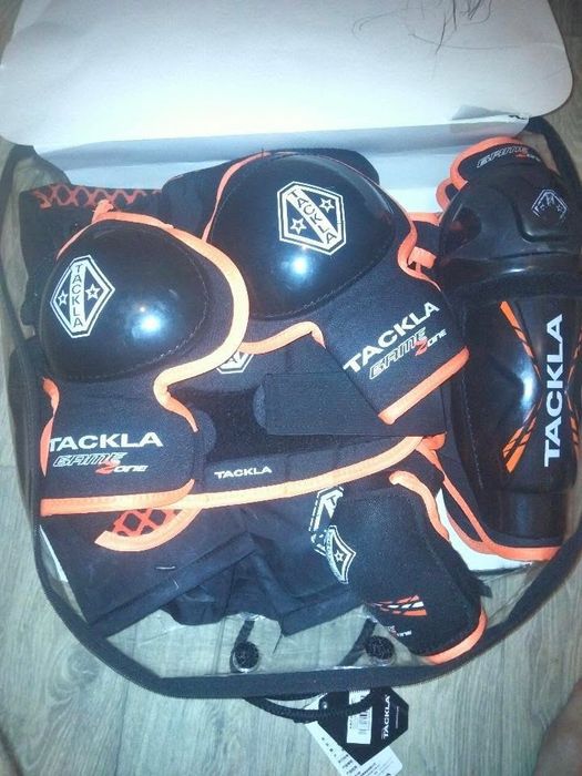 Хоккейная форма 2 шт