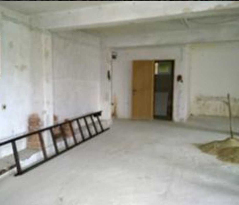 Отдавам промишлено помещение/склад