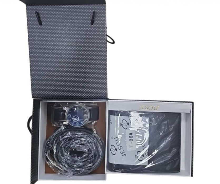 Стилен мъжки подаръчен комплект